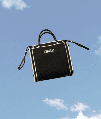 Shopping bag 2022: più è grande, più è trendy